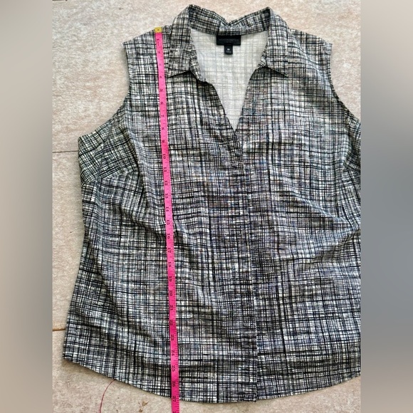 Worthington Women's Sleeveless Button-Up V-Neck Blouse – Size 2XL Plaid Collared - Picture 7 of 10